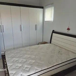 Cabo Frio- Casa Pe Na Areia - Vista Mar- Garagem Coberta Privativa 2 Vagas - Ate 10 Pessoas Casa de Férias